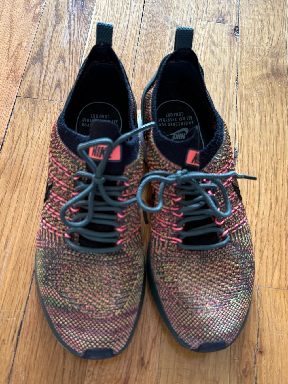 Women's Air Zoom Mariah Flyknit Racer Casual Sneakers